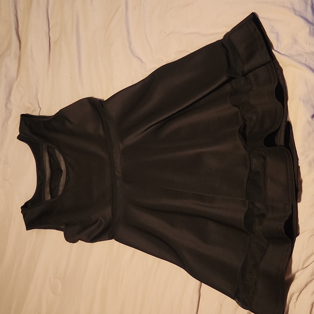 Womens black dress. Size large